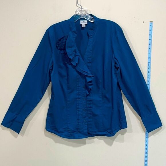 Blue Button Up Long Sleeve Dress Shirt By Worthington. Size Medium. - Picture 1 of 8